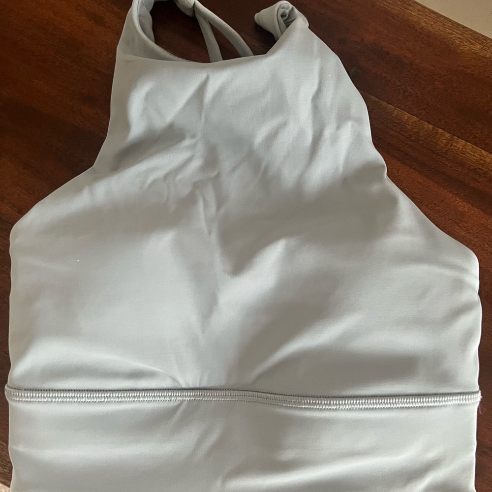 Lululemon high neck sports bra